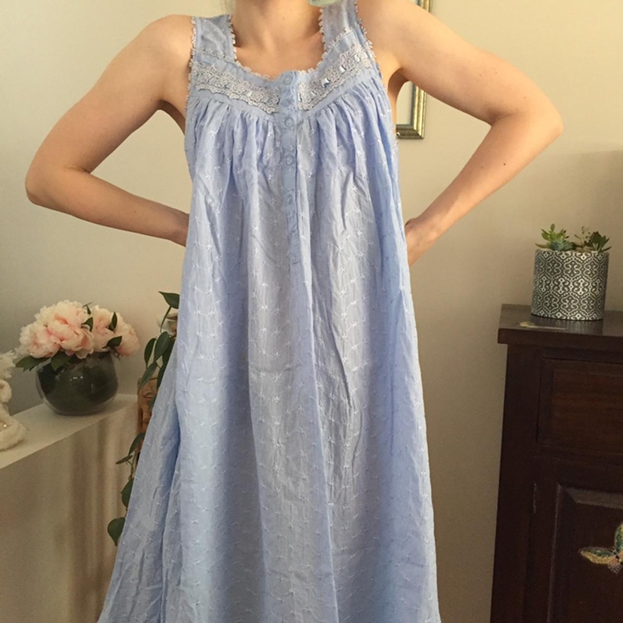 Bust measurement laying flat 50cm Would fit size... Depop