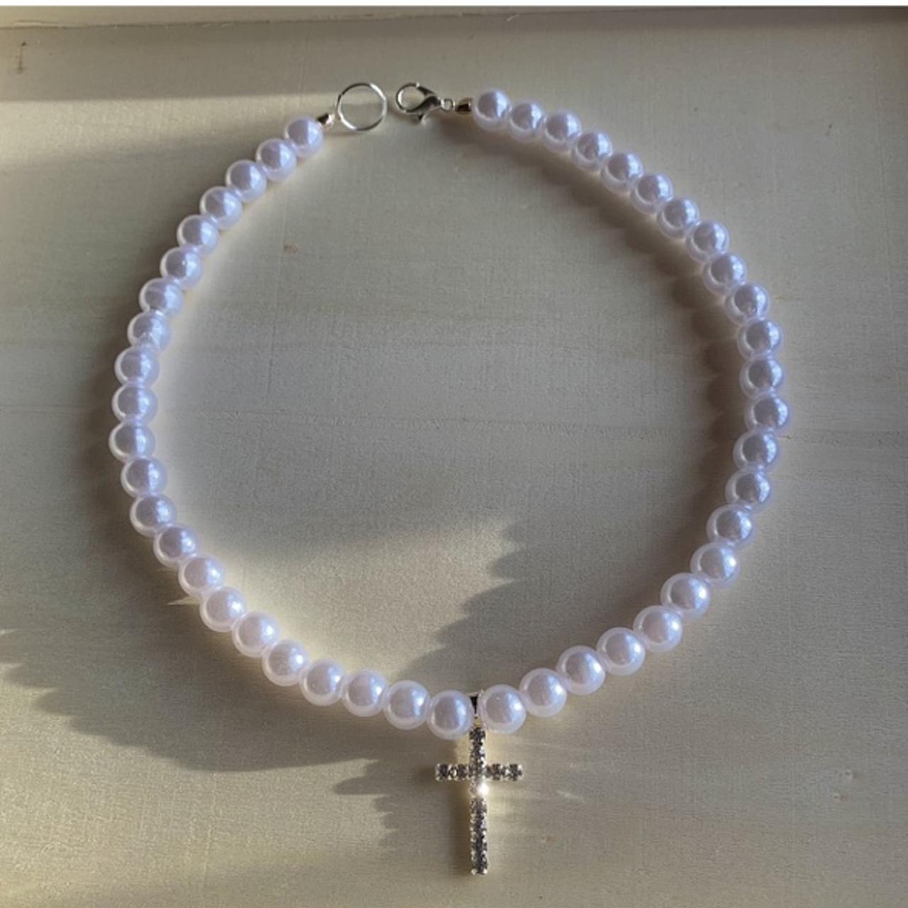 Cross pendant pearl necklace handmade by me 15-17 - Depop