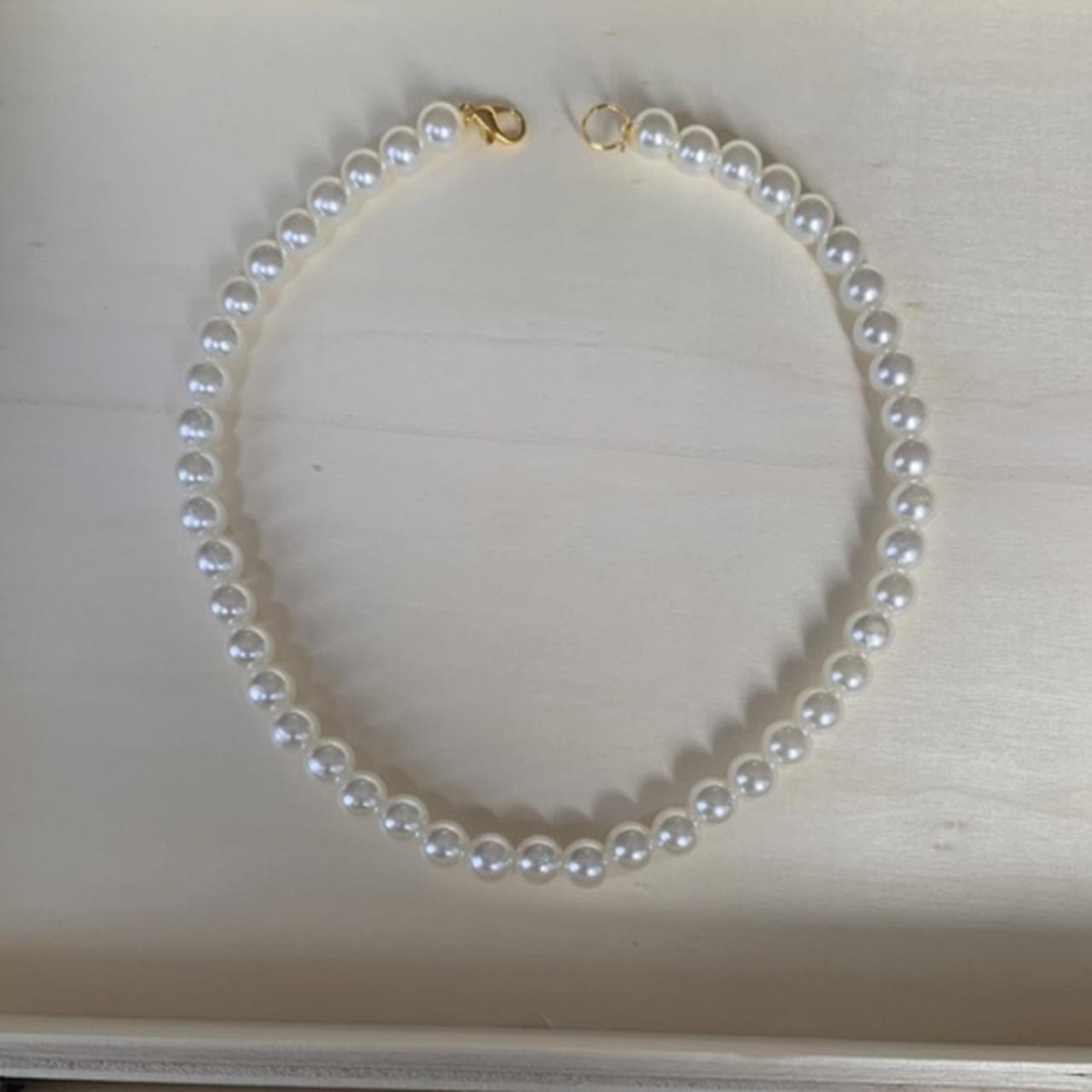 (Handmade by moi) Unisex plain pearl necklace to... - Depop