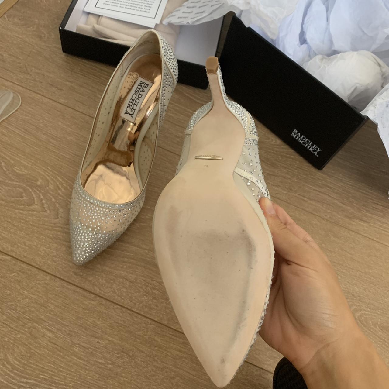 Badgley mischka weslee heels in ivory Aus Size 6 Depop