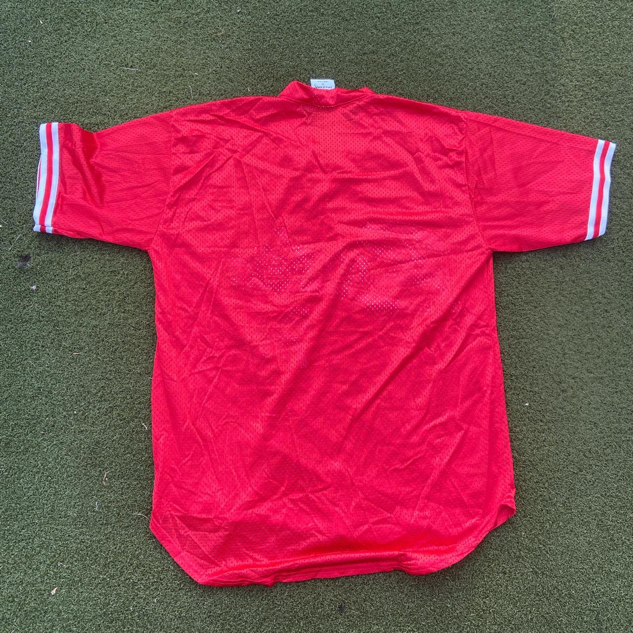 Vintage Cincinnati Reds Jersey Size Small but runs - Depop