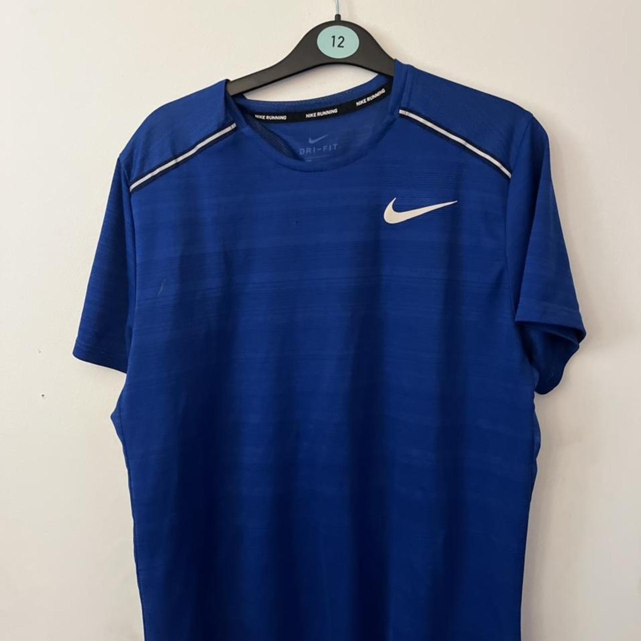 mens-nike-dri-fit-t-shirt-great-condition-no-signs-depop