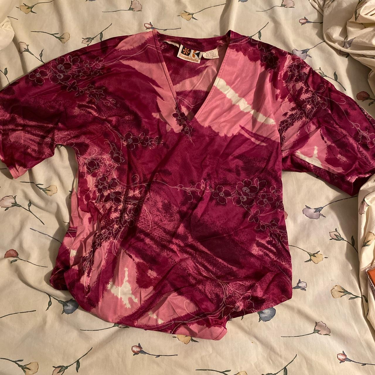 Product Image 1 - Kamehameha v neck top in