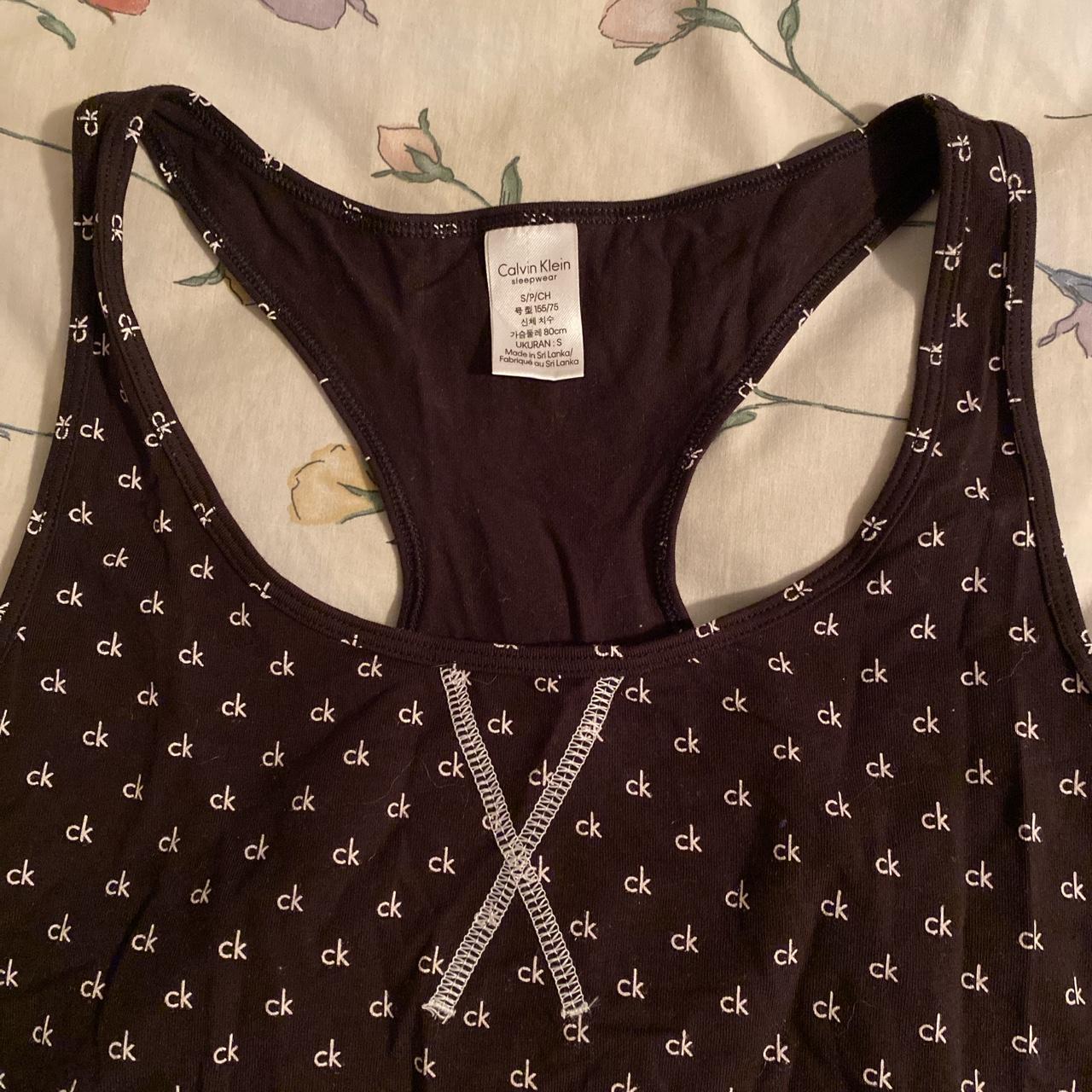 CK Calvin Klein Women's Black and White Veststankscamis Depop