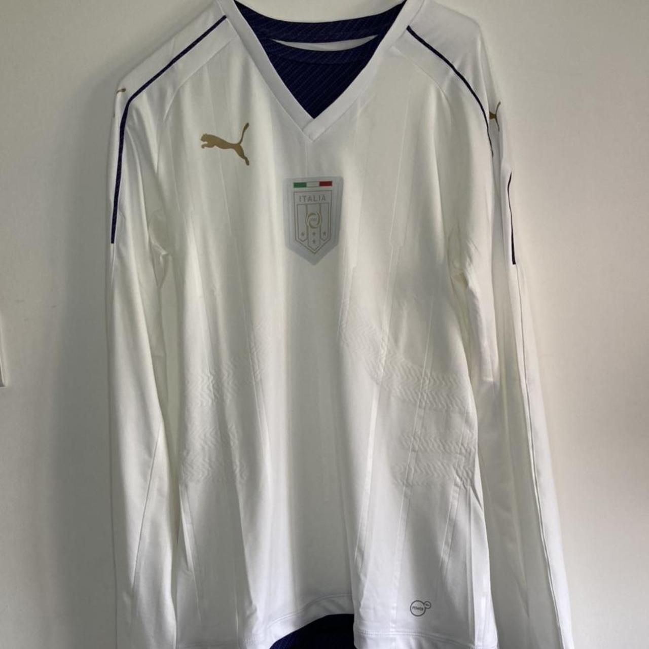 Away football shirt worn by Italy National Team in... - Depop