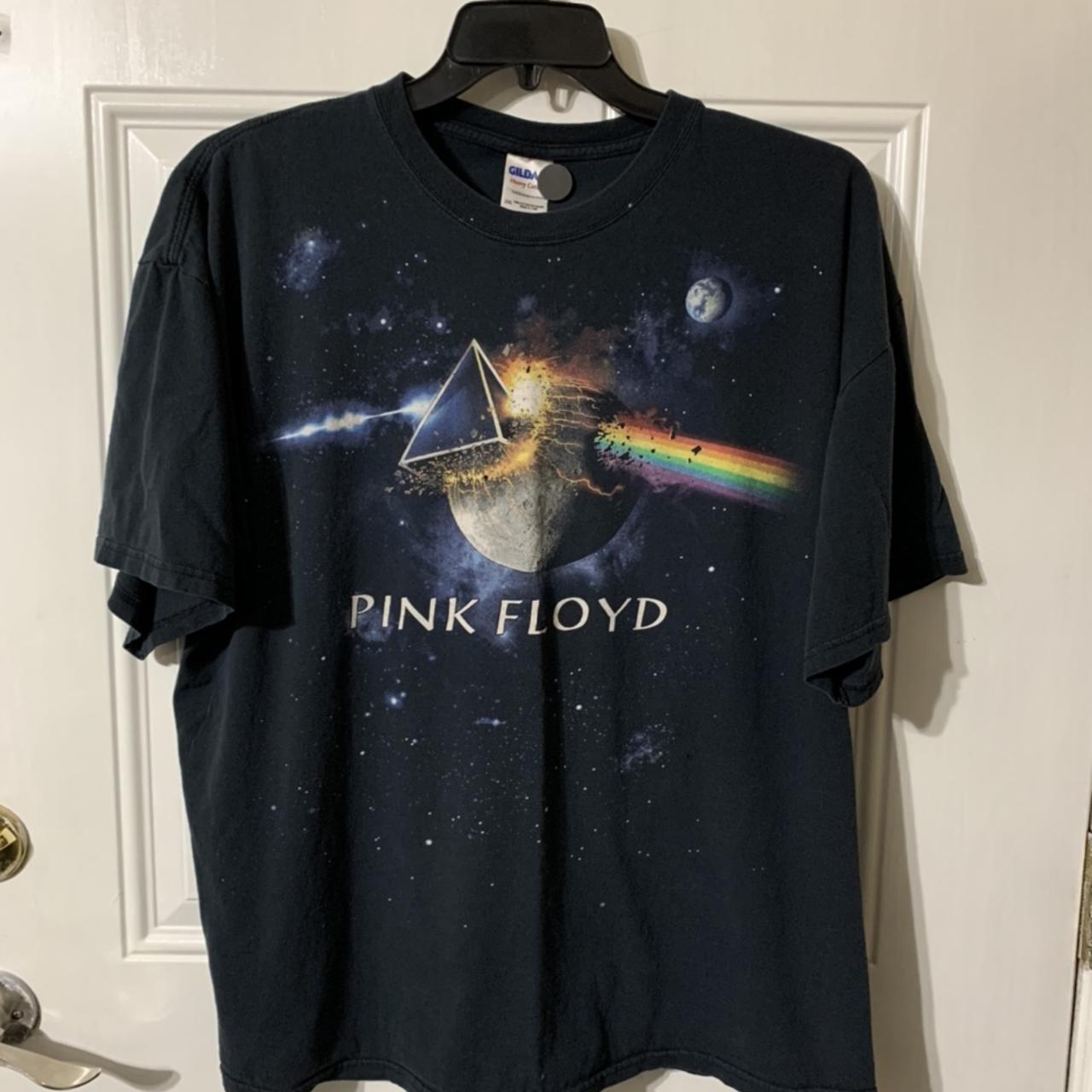 Vintage Pink Floyd T-shirt , Size 2XL, Pit to pit...