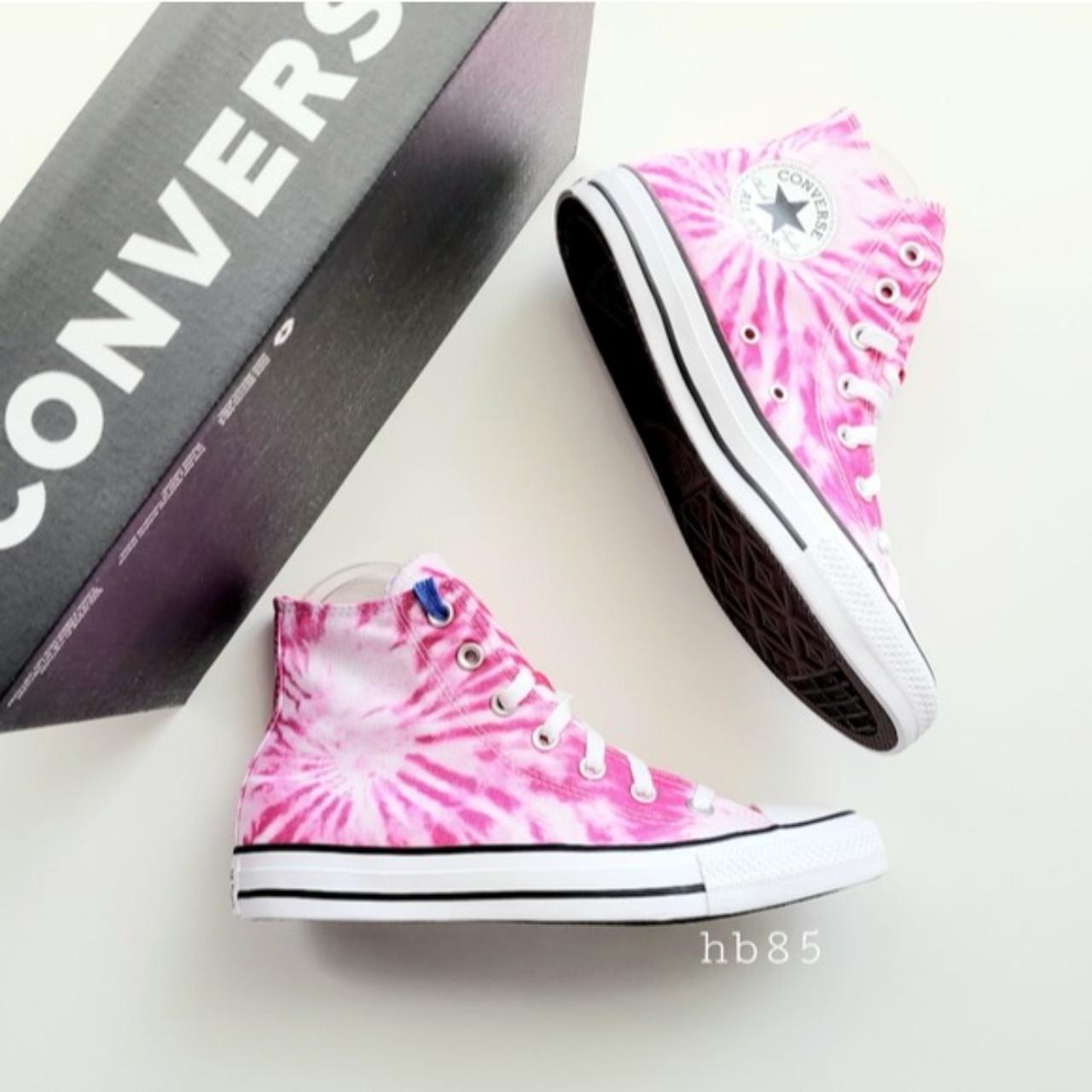 Pink tie outlet dye converse