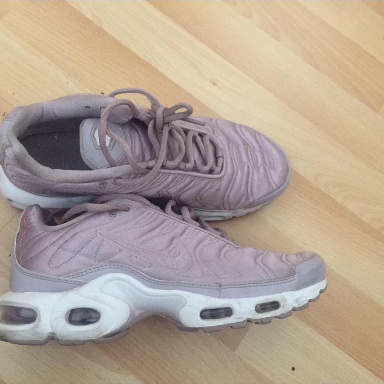 Light shop pink tns