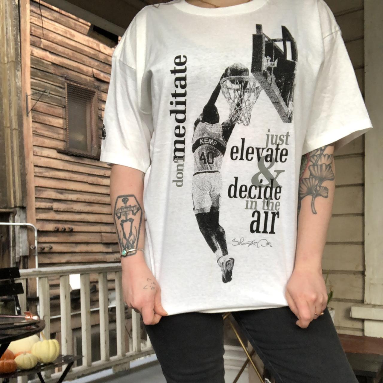 PRICE DROP 🚨RARE🚨DEADSTOCK VINTAGE ABOVE THE Depop