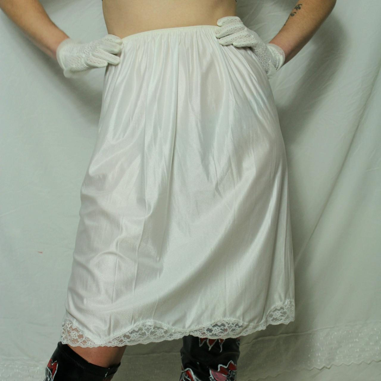 Product Image 2 - Vintage White Lace Slip Skirt.

Vintage