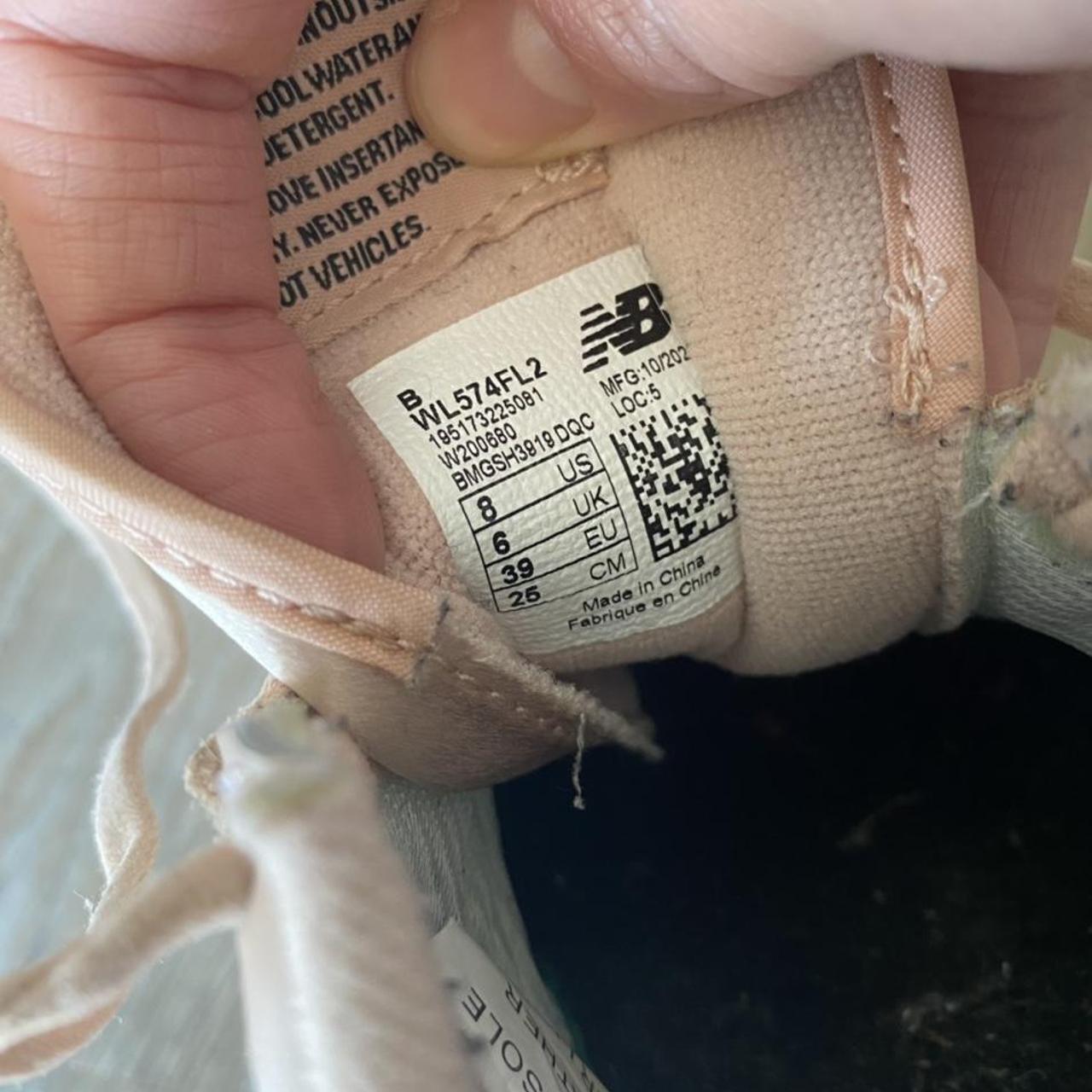 Pink/blush 574 new balance shoes Only selling due... Depop