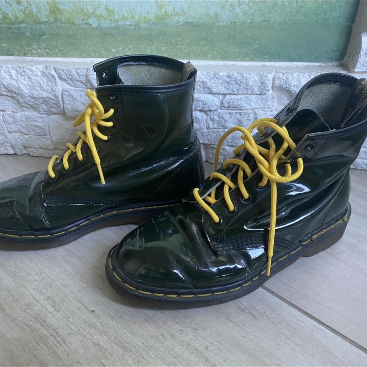 Soletta store dr martens