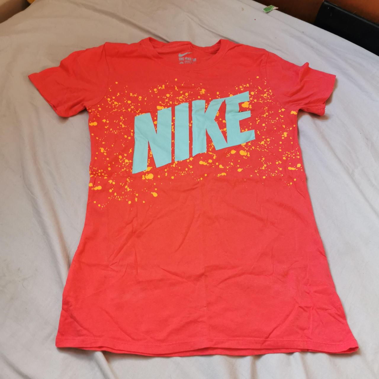 Nike orange gym tshirt . Worn but in perfect... - Depop