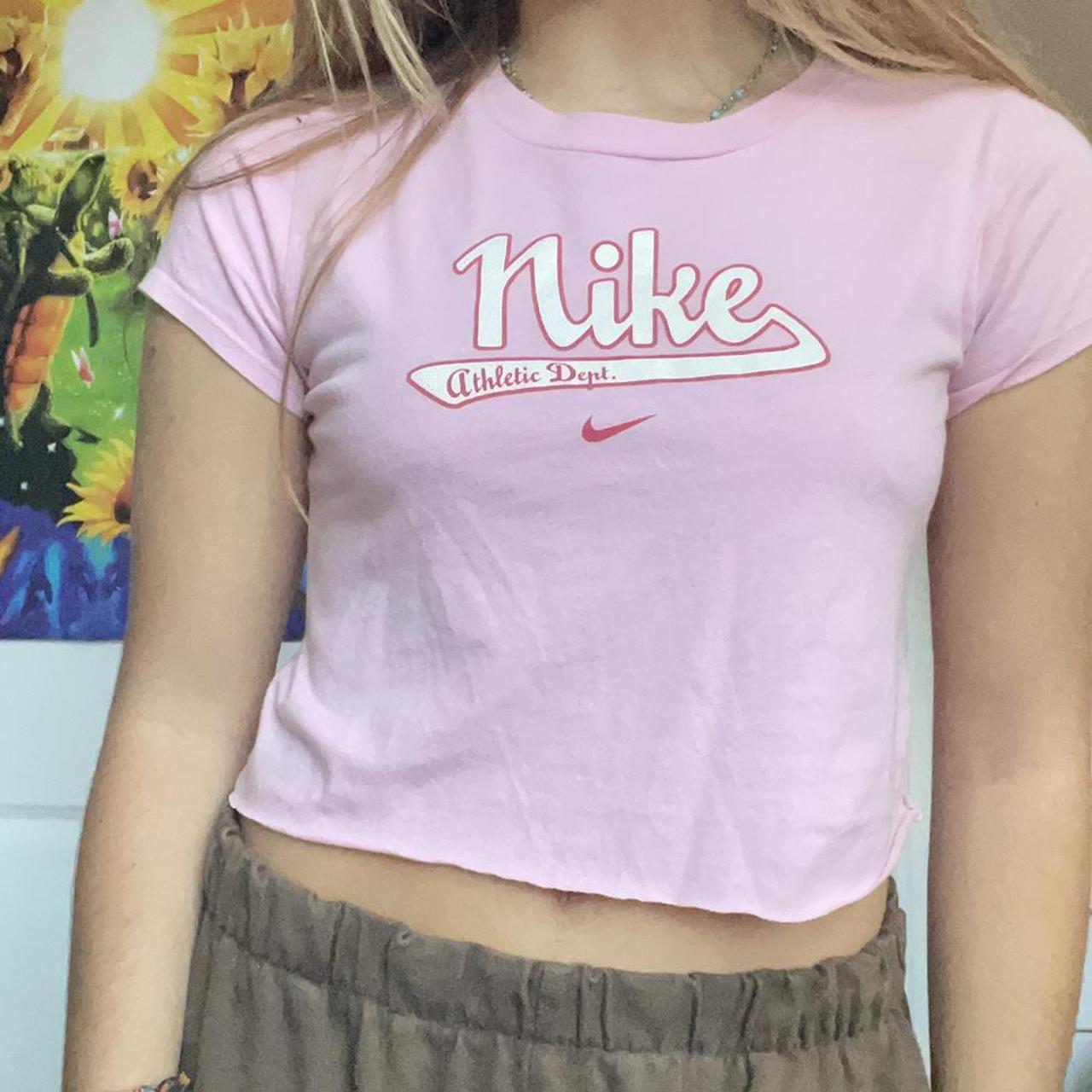 Nike Women's Pink Croptop Depop