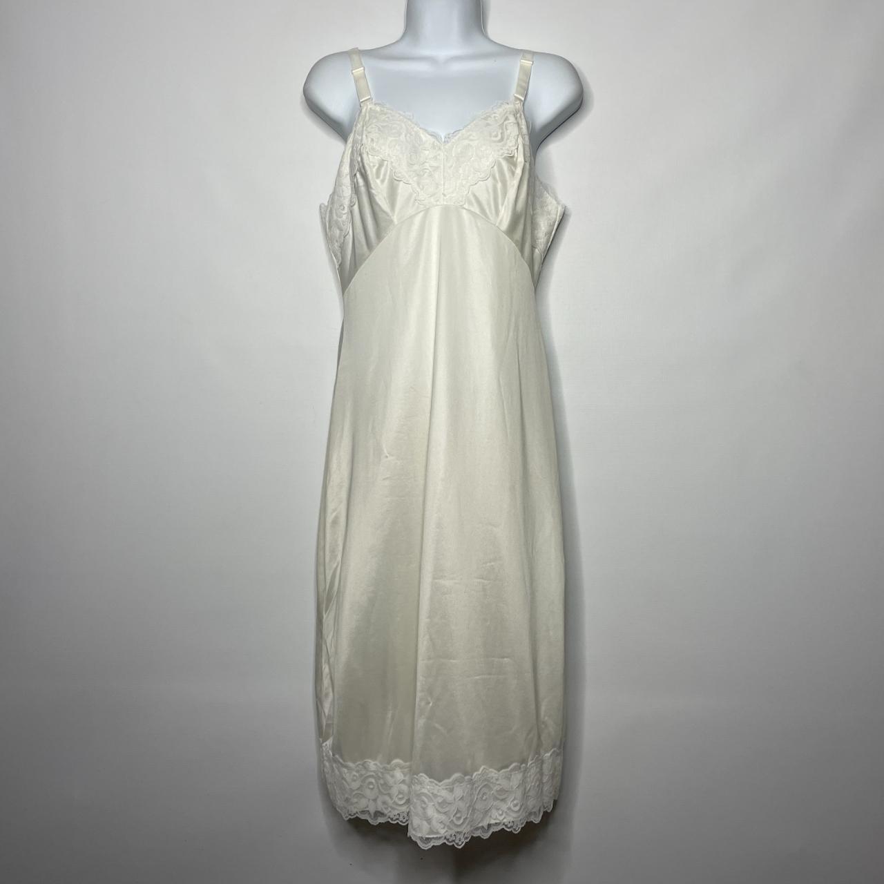 American Vintage Women's Cream and White Underwear | Depop