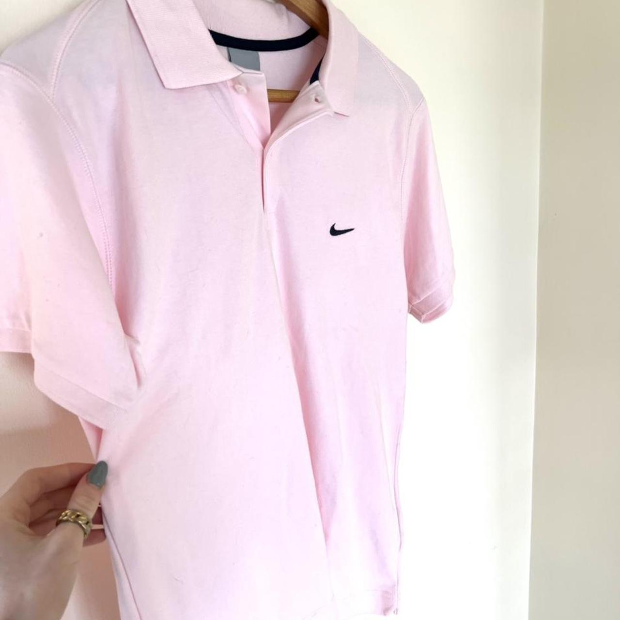 Super cute baby pink Nike preppy t-shirt🌸✔️ • Depop
