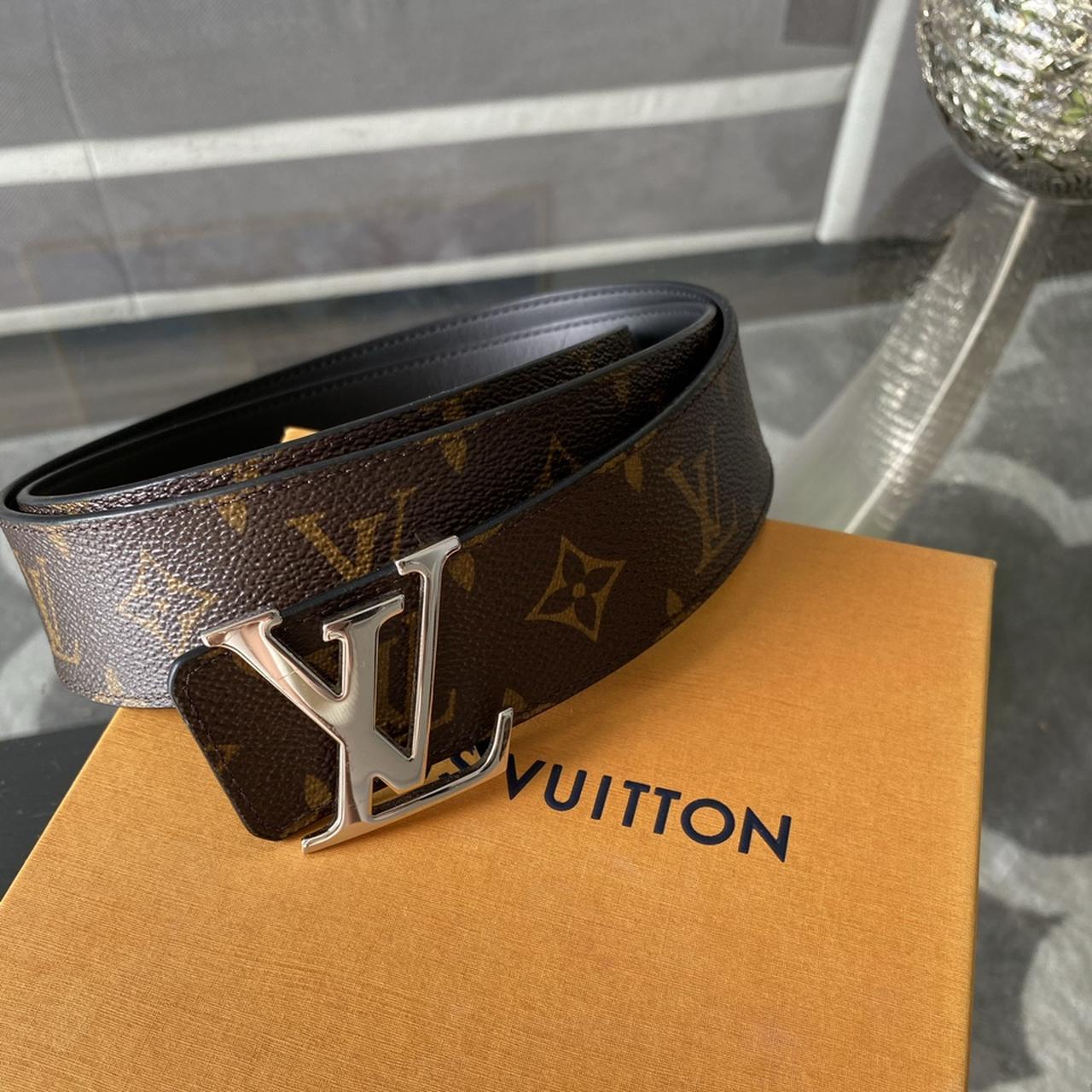 Original Louis Vuitton men belt with box and