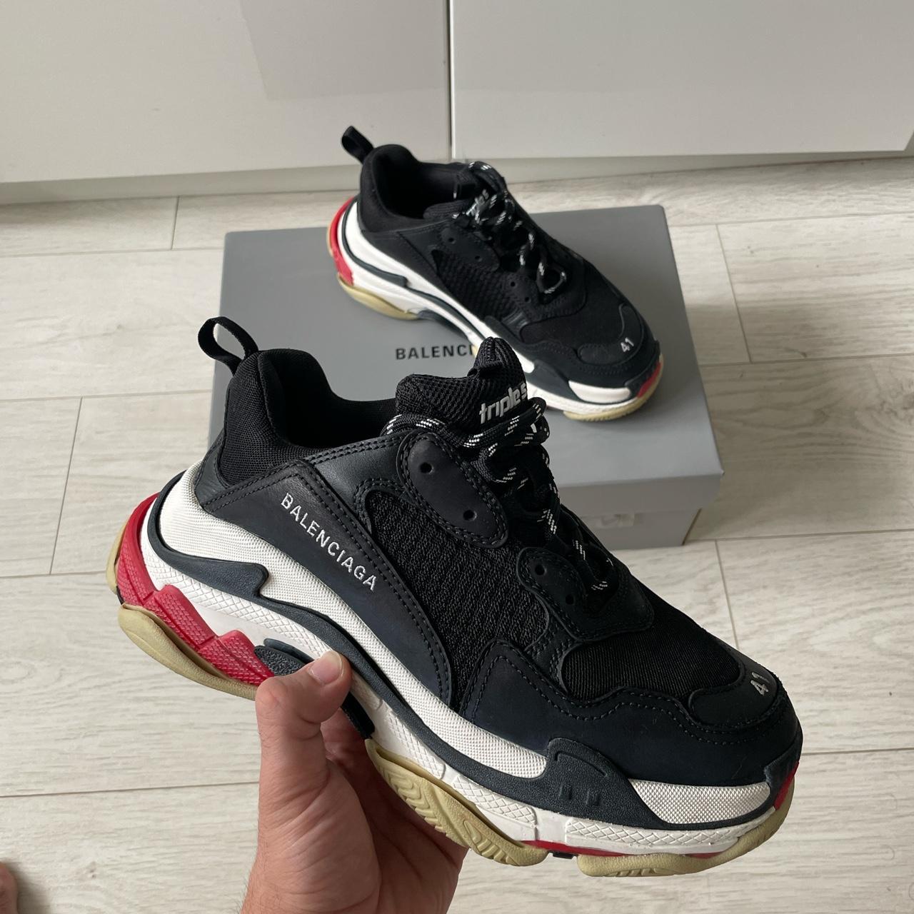 balenciaga triple s mens olive