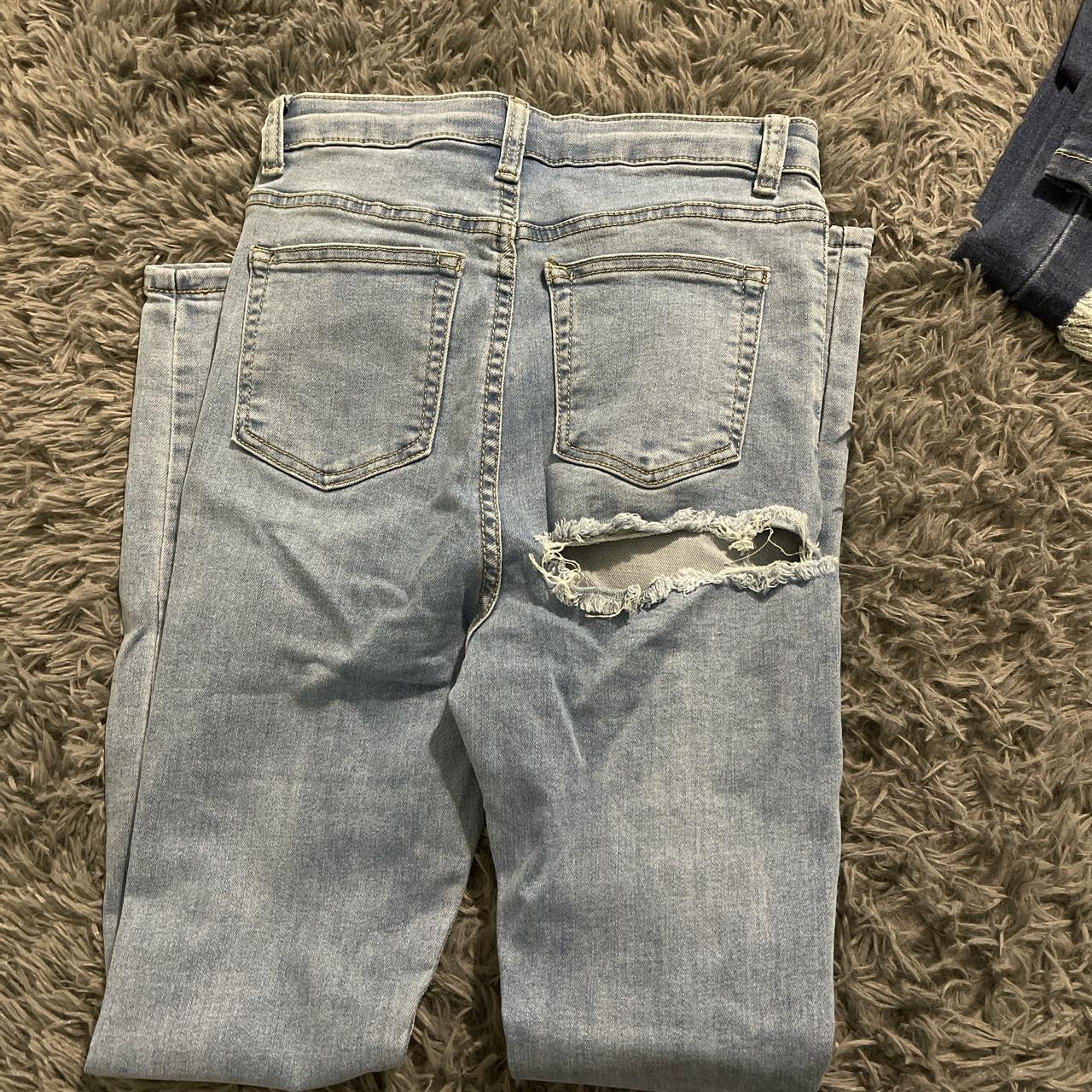 jeggings w/ under butt rip, fits 00-4. PAY WITH - Depop