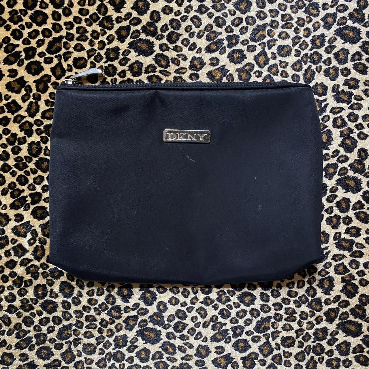 Product Image 1 - ♥︎ DKNY makeup bag ♥︎

♡
