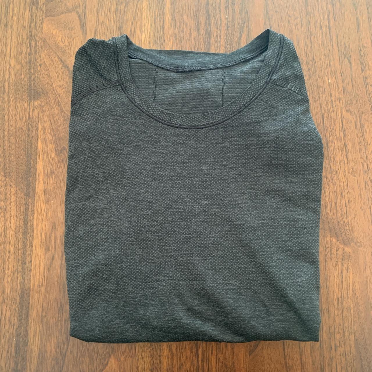 Lululemon Men's Black T-shirt | Depop