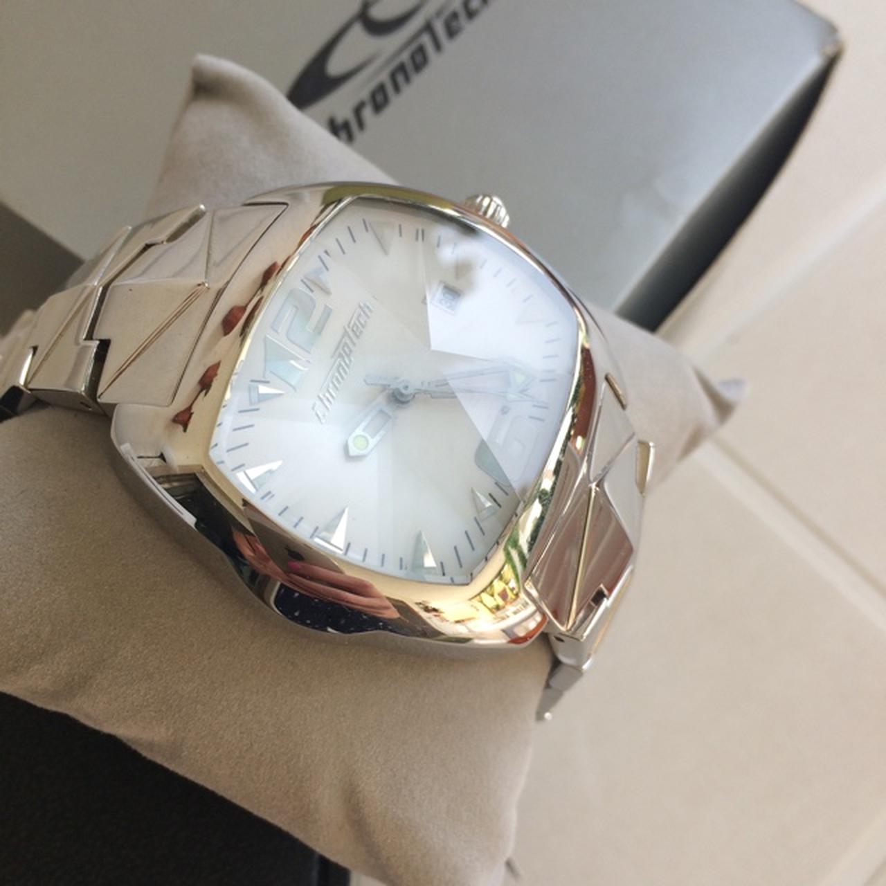 Chronotech 2188m in acciaio, regalo mai Depop