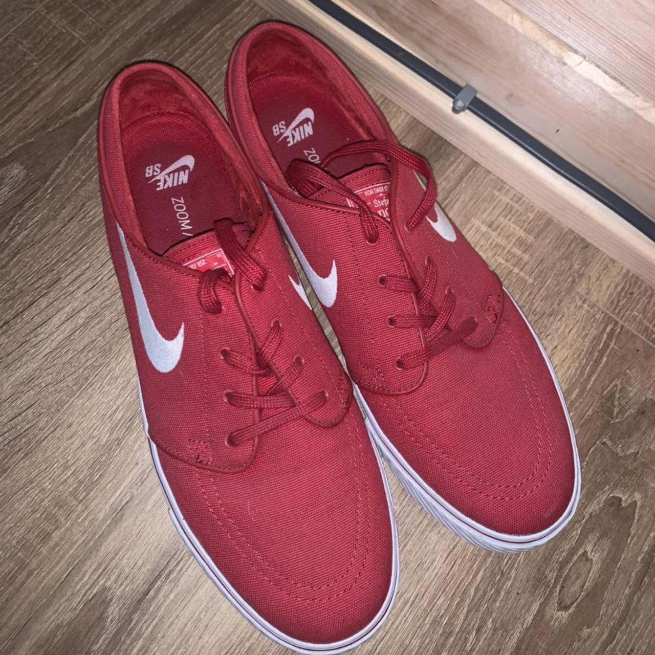 nike janoski red