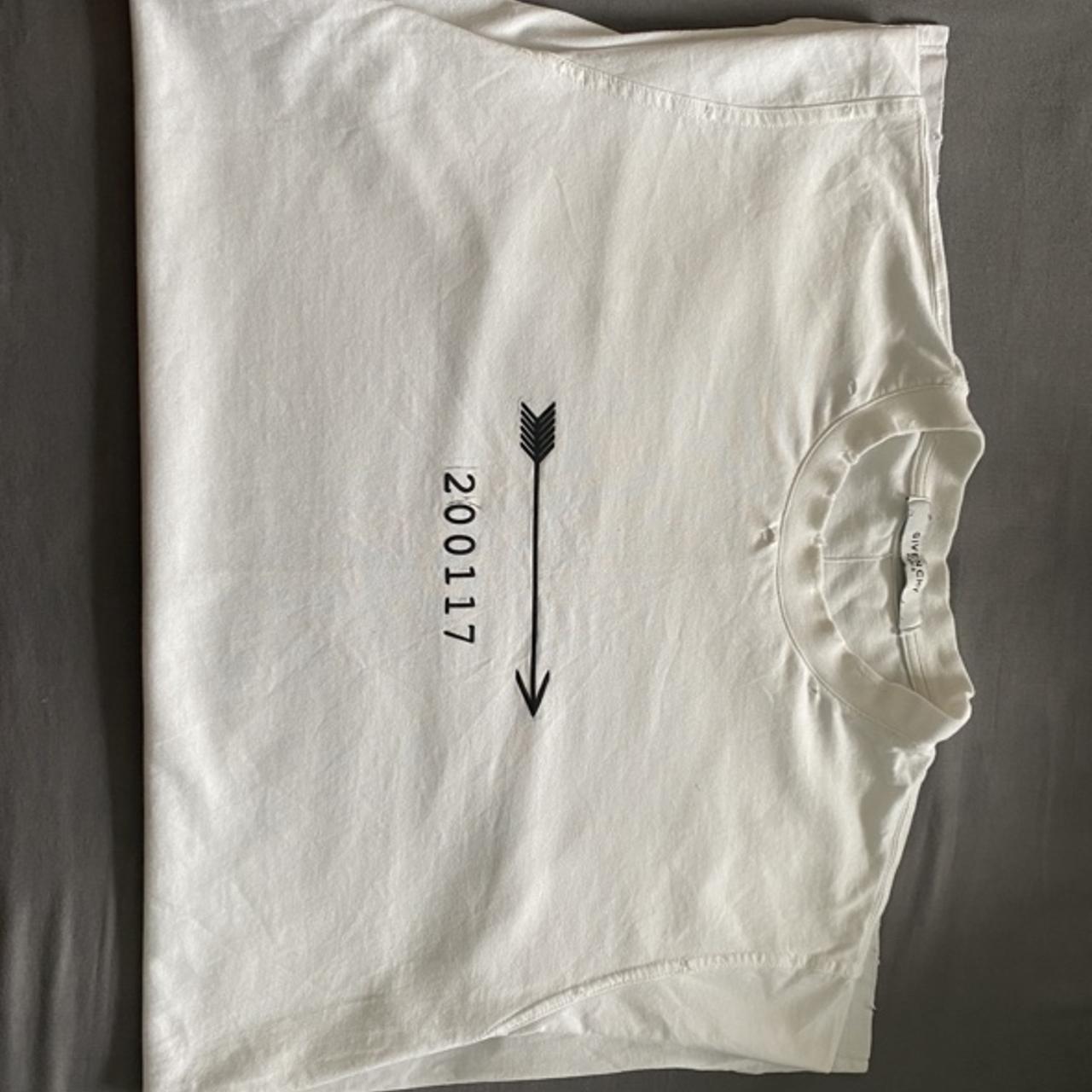 Givenchy arrow outlet t shirt