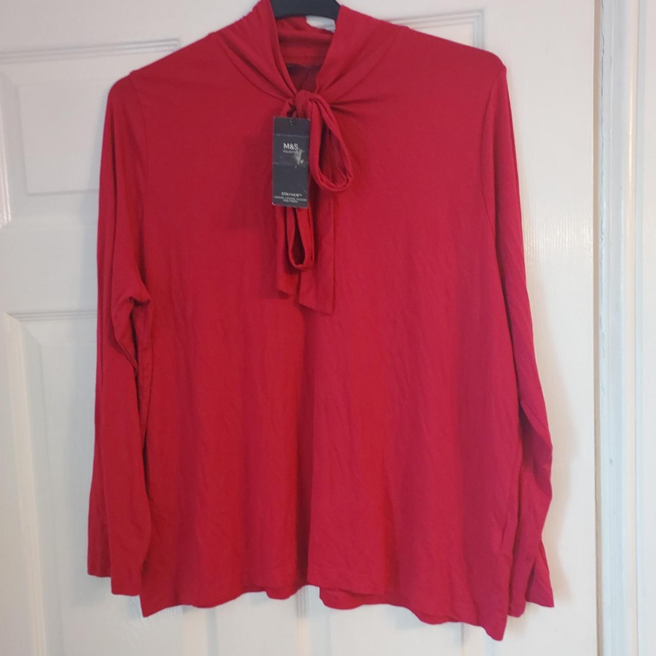 Ladies Size 22 marks and spencers top Brand new... Depop