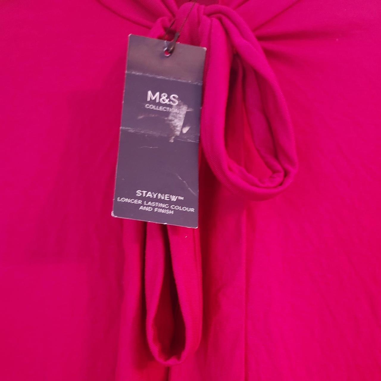 Ladies Size 22 marks and spencers top Brand new... Depop