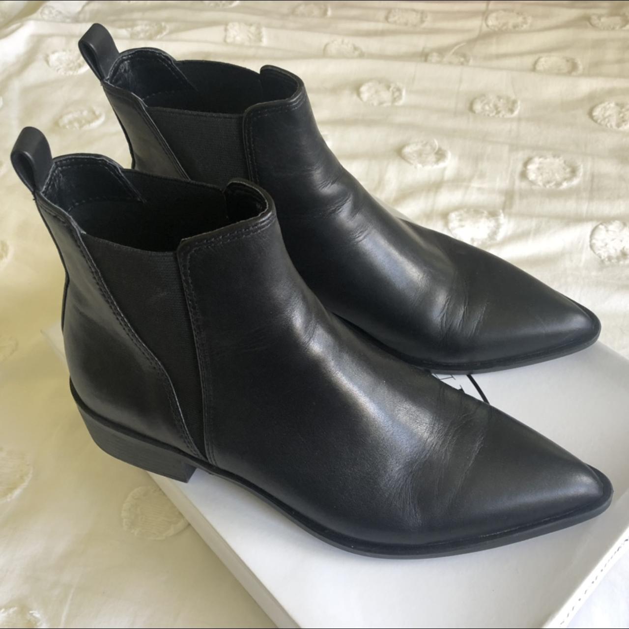 Jerry black deals leather steve madden