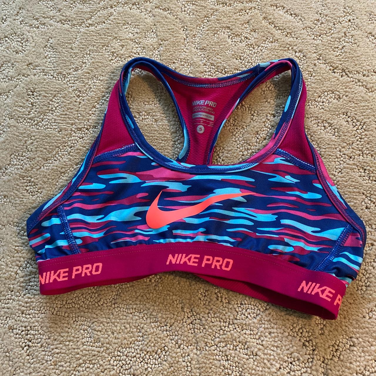 girls youth nike set💙 perfect for working out in,... Depop