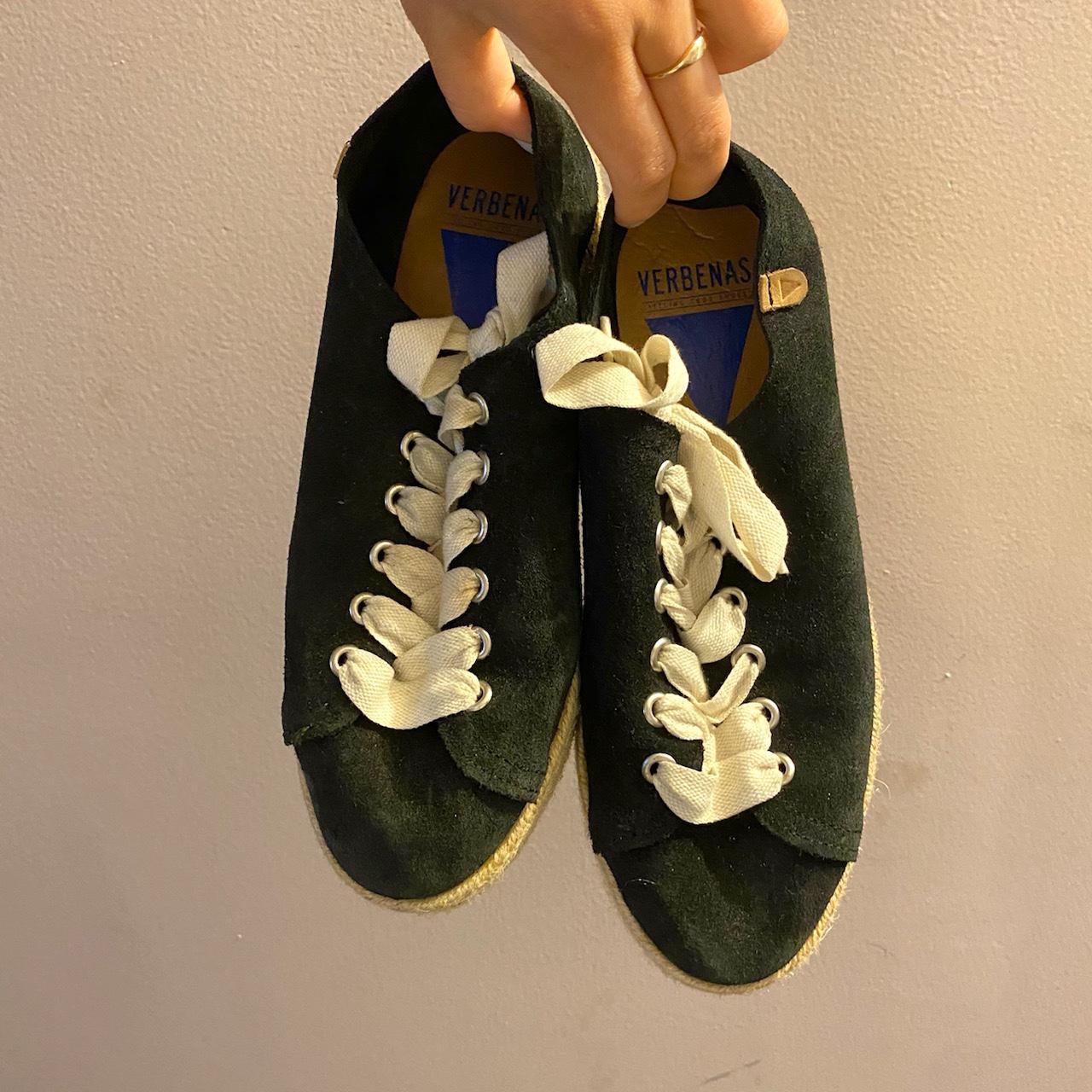 DSW SNEAKERS -worn once -these sneakers are super... - Depop