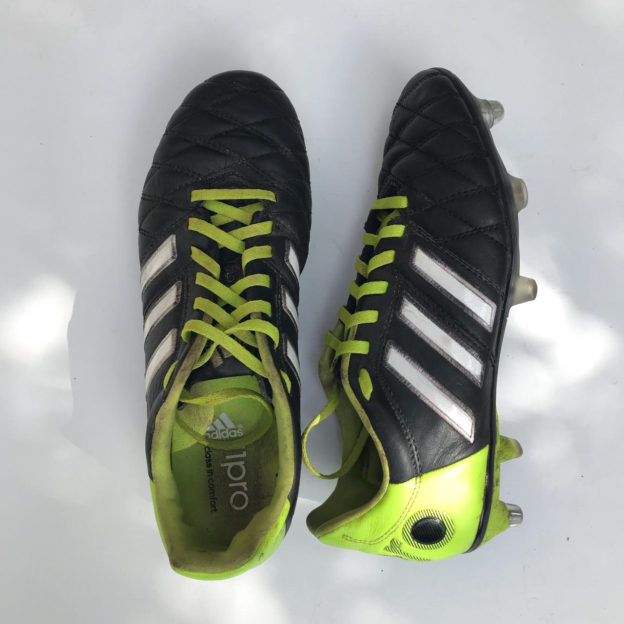 adidas 11pro questra