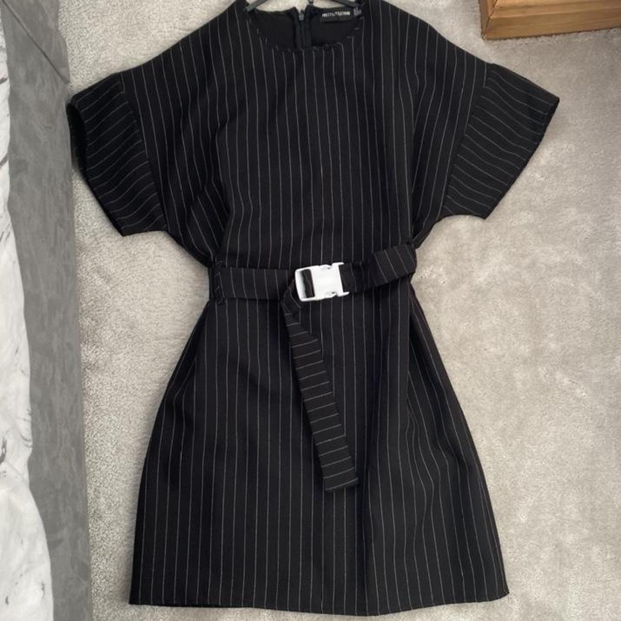 black pin stripe belt t shirt dress