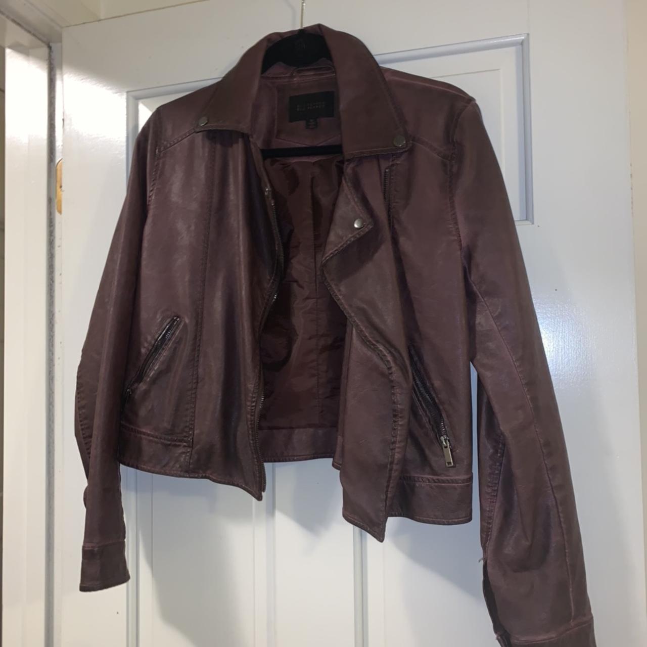 Cute burgundy leather jacket! - Depop