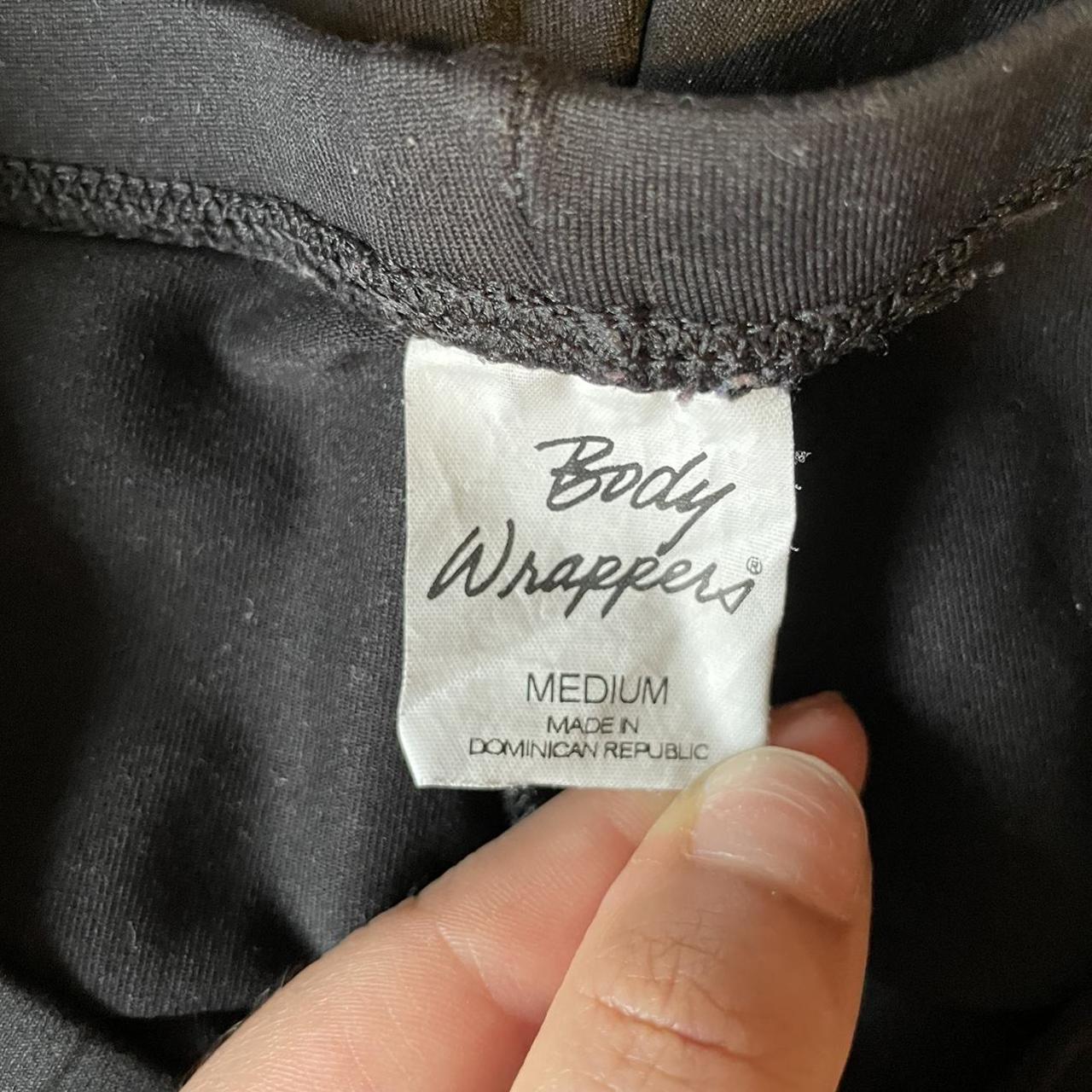 Body Wrap Women's Black Shorts (3)