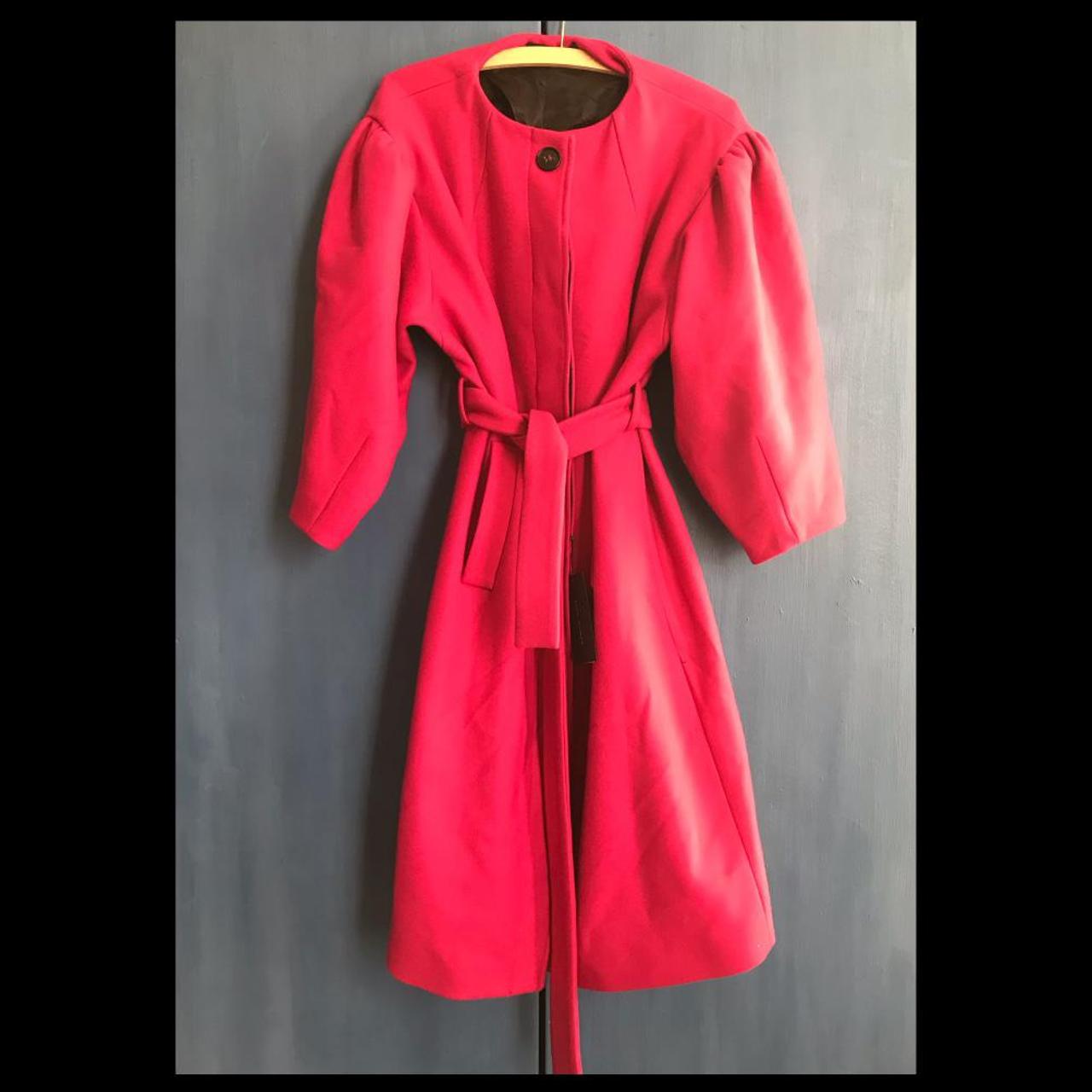 Amazing bright pink coat from Zara! A really lovely... - Depop