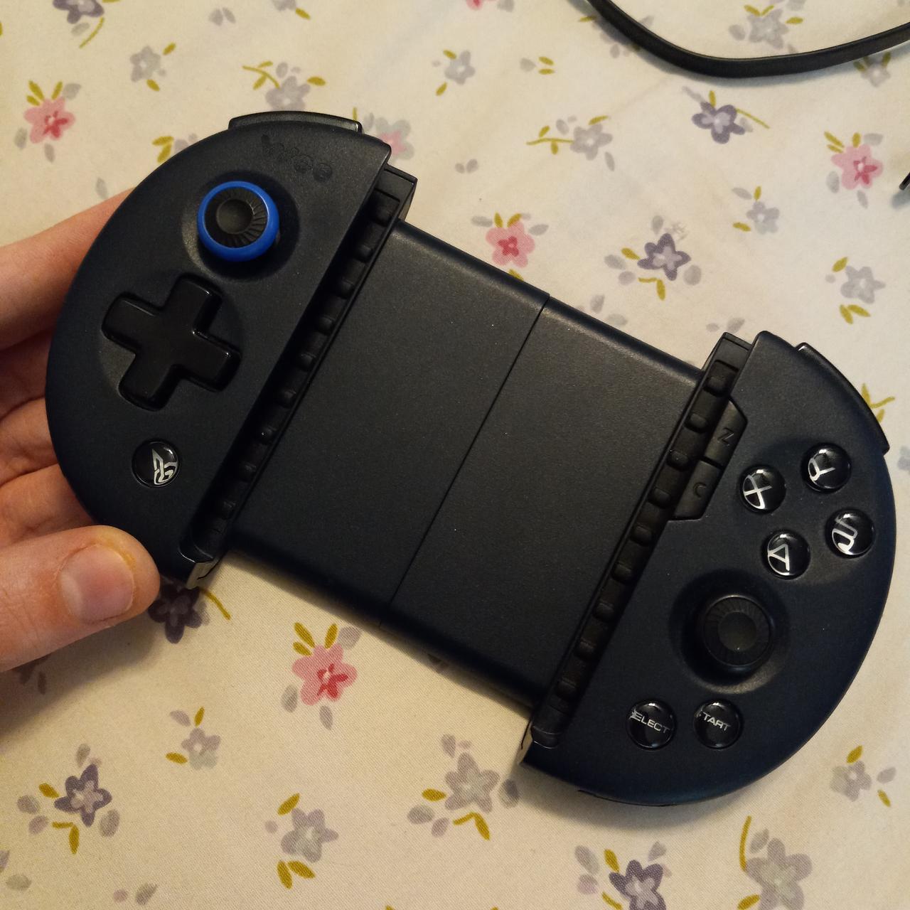 🌸 FlyDigi Wee 2 Handheld Mobile Gaming Controller... - Depop