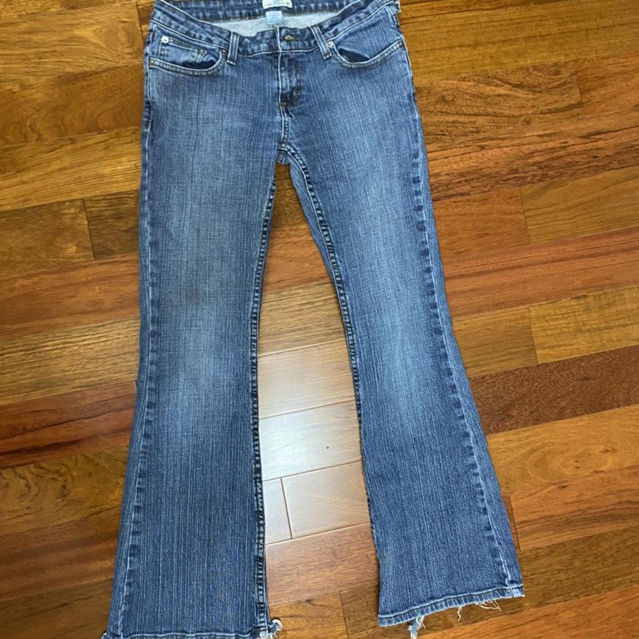 The hottest low rise bootcut jeans with button back... - Depop