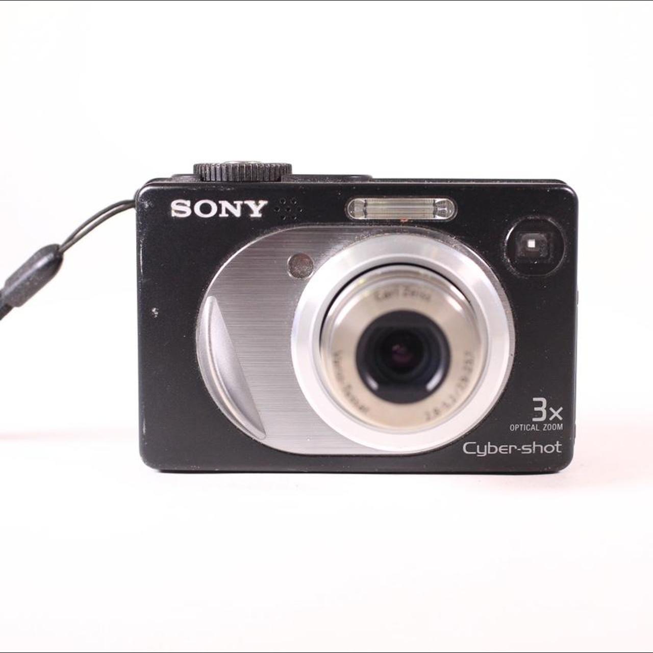 Vintage very early Digital Sony CyberShot 5.1mp... Depop