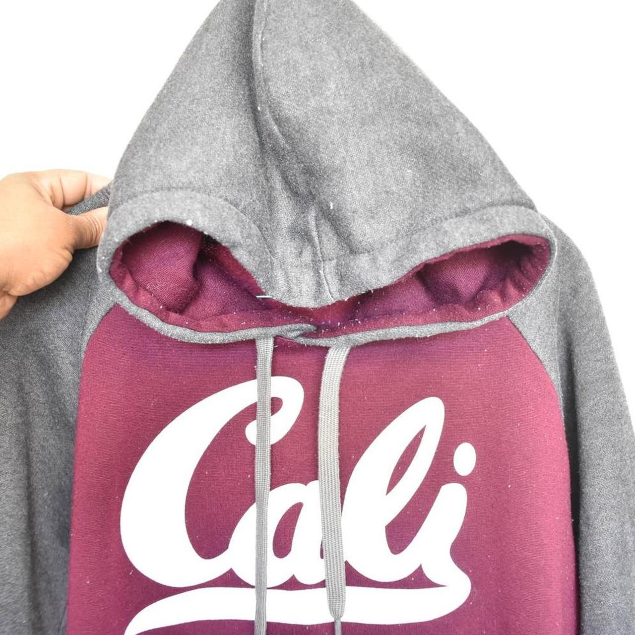 Product Image 3 - Hill men's color-block Cali hoodie.