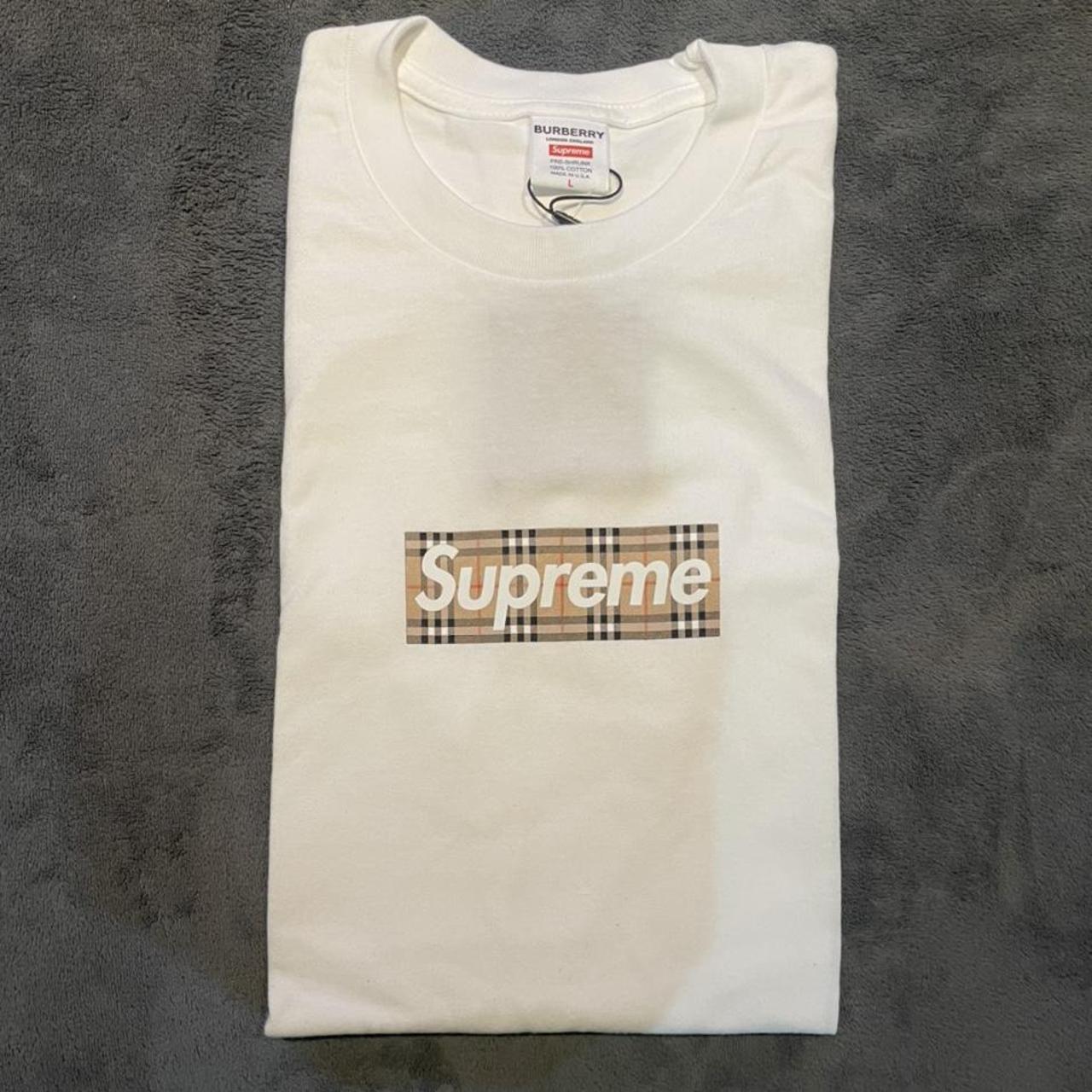 おすすめ特集 Supreme BURBERRY パーカー ecousarecycling.com