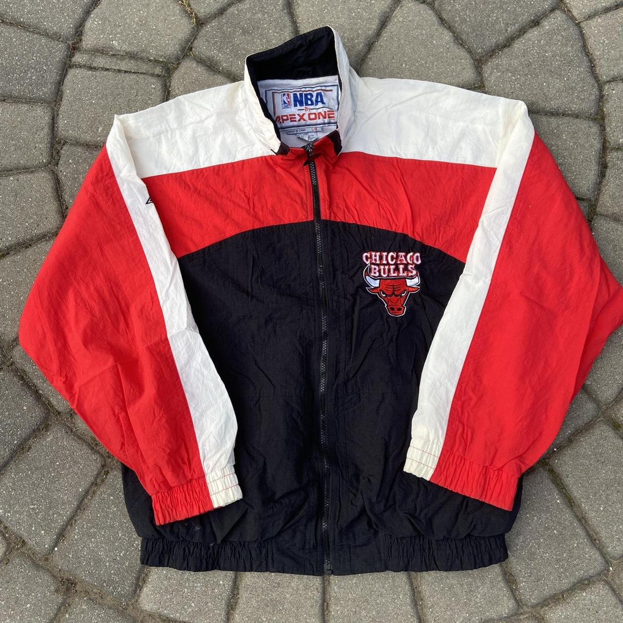 Vintage Chicago Bulls windbreaker Chest:... - Depop