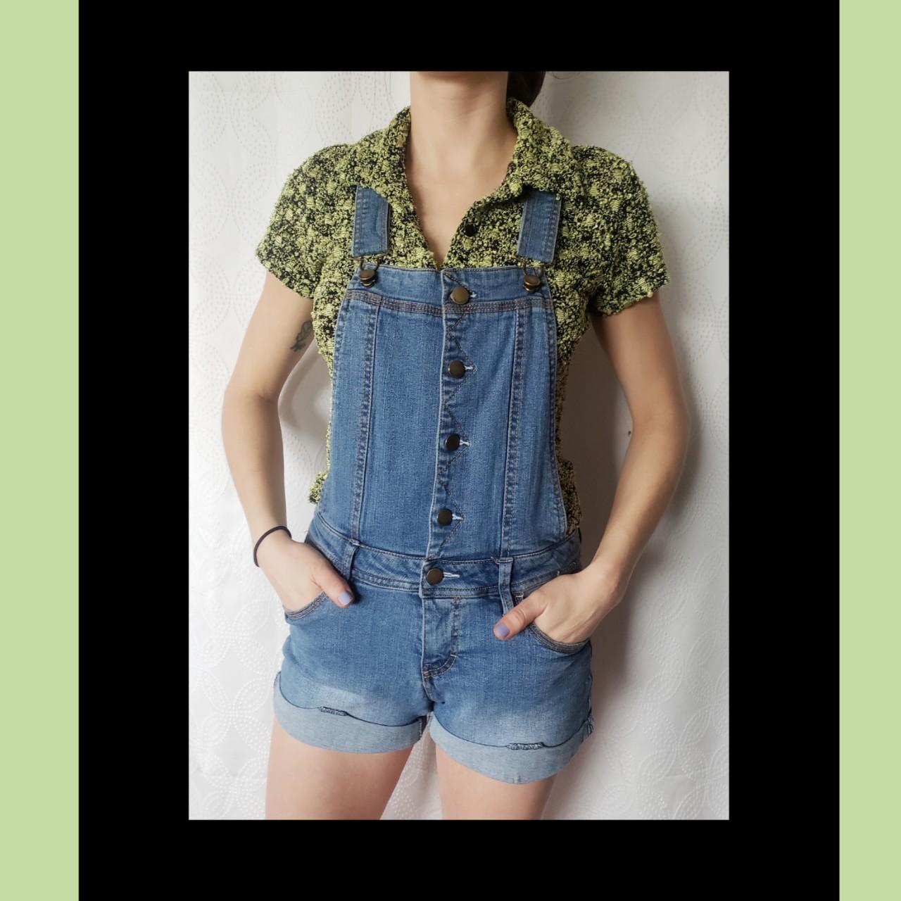 90s-vintage-sun-fire-underground-club-kid-short-depop