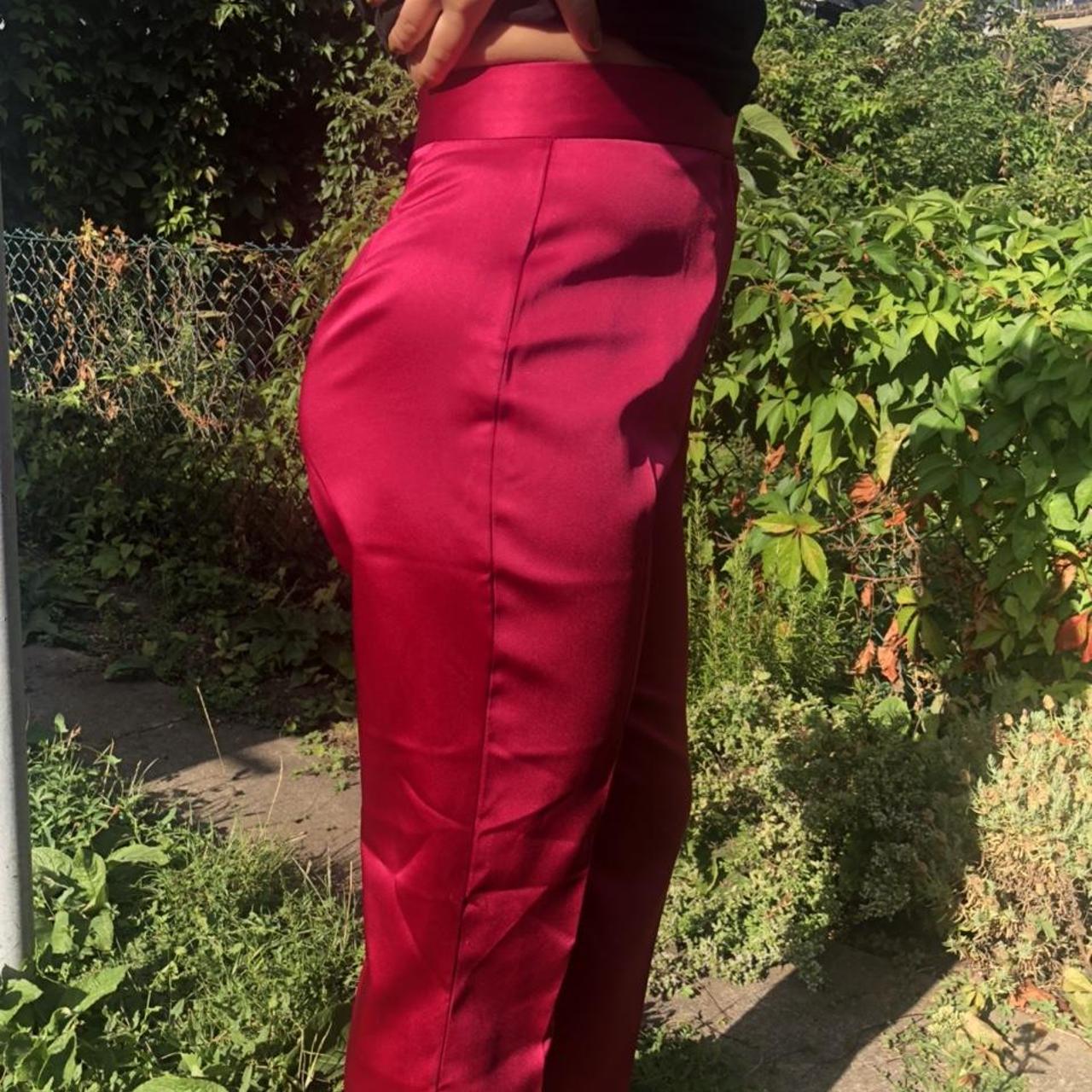 PRICE IN POUNDS Shiny hot pink dress pants. Size 6... Depop