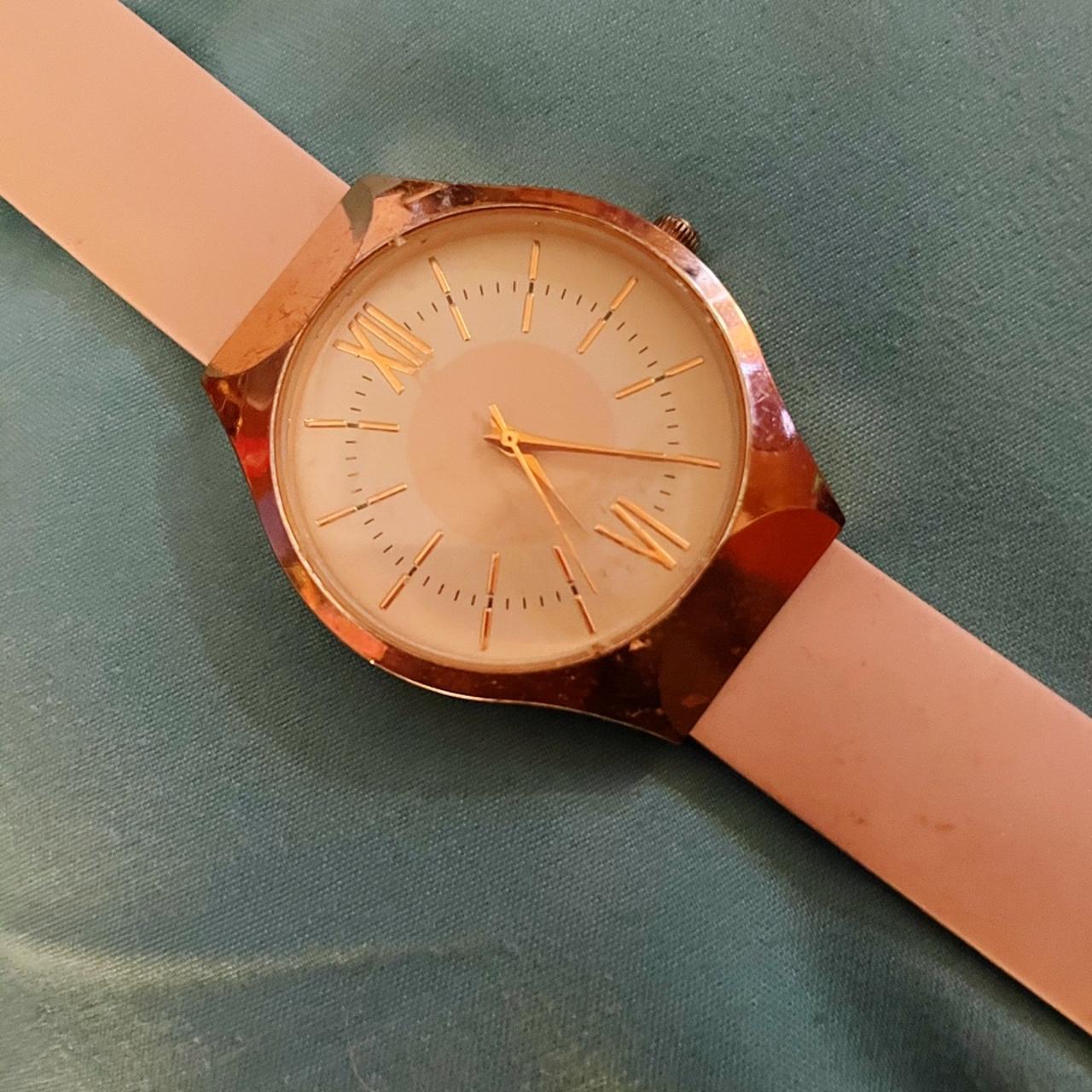 Fossil pastel hot sale pink smartwatch