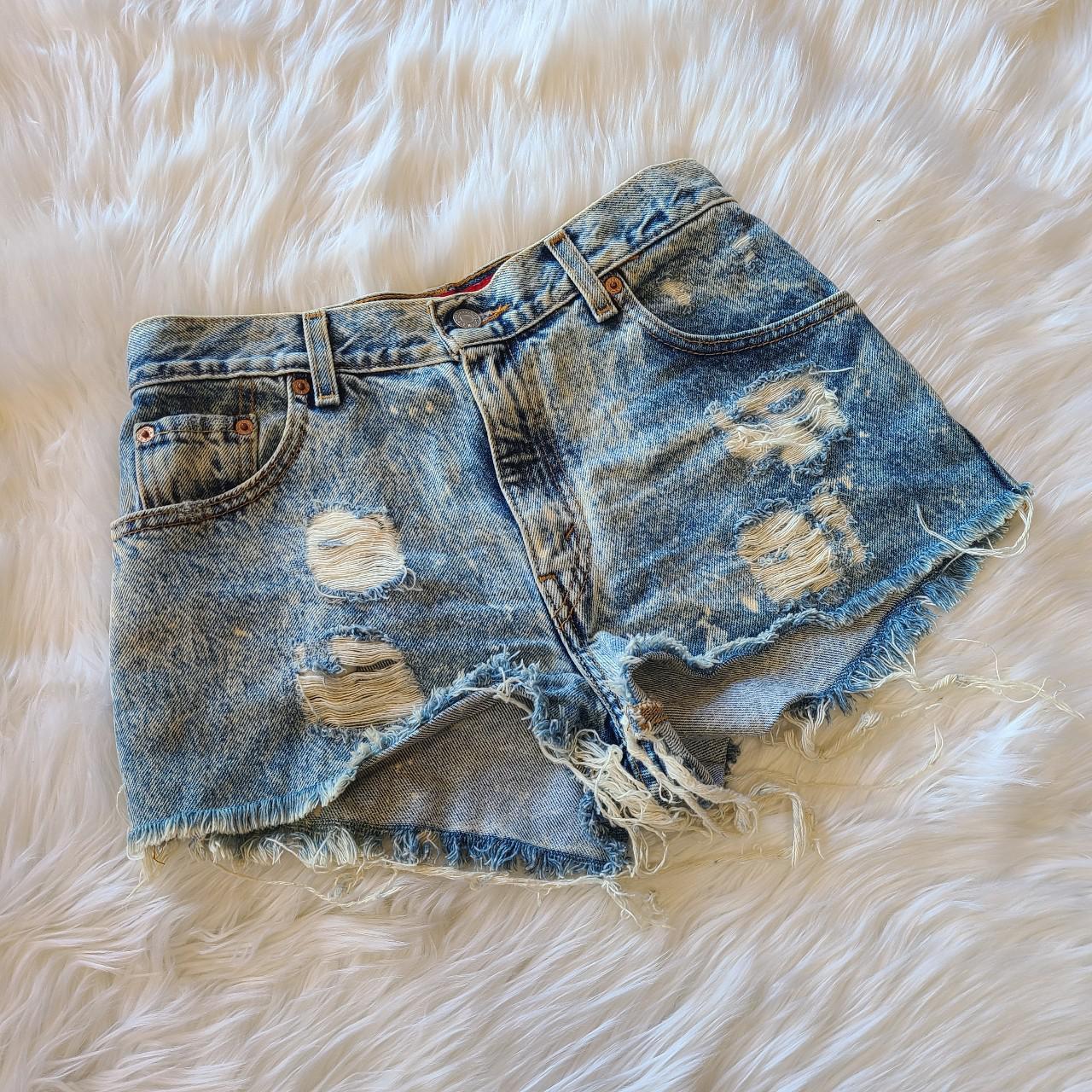 bleached levi shorts