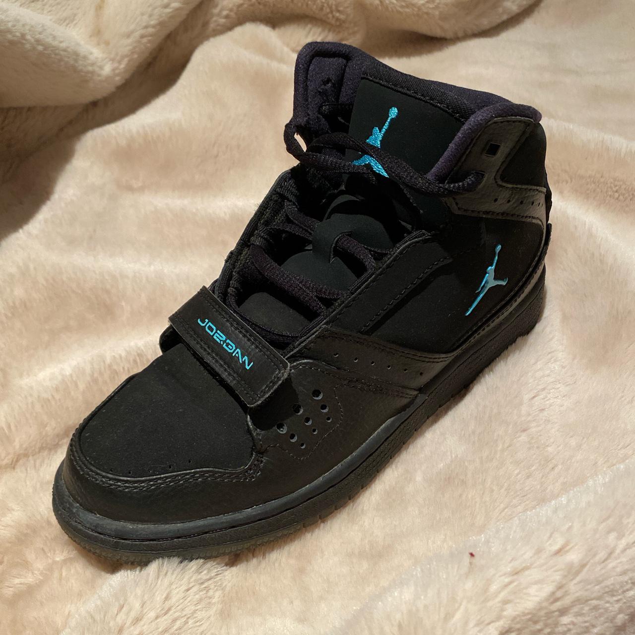 size 4y jordan 1