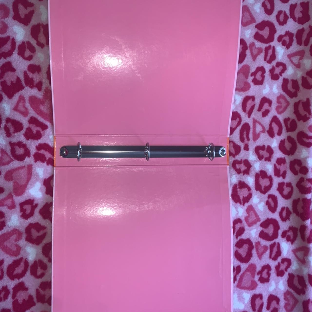 Hello Kitty School Binder 💕 info💅🏽: FULLY functional... - Depop